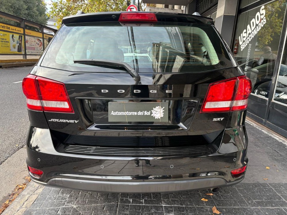 Dodge Journey SXT — foto 7